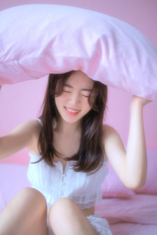 荫蒂被男人添的好舒服